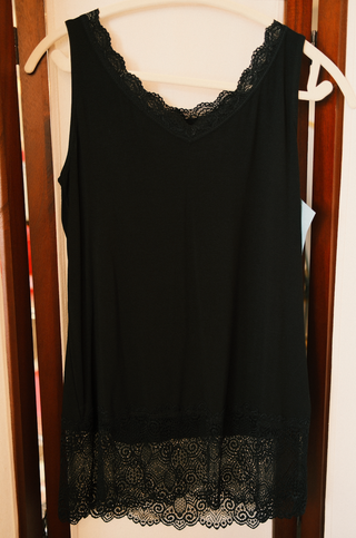 Charlie Black Top